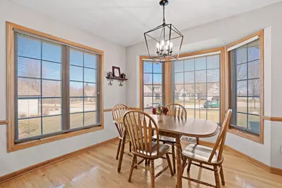 565 S McPride Ln #B, Brookfield, WI 53045 - Photo 9