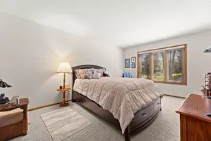 308 King William Ct, Waukesha, WI 53186 - Photo 15