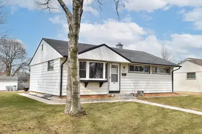 3211 S 67th St, Milwaukee, WI 53219 - Photo 3