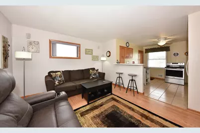 3211 S 67th St, Milwaukee, WI 53219 - Photo 5