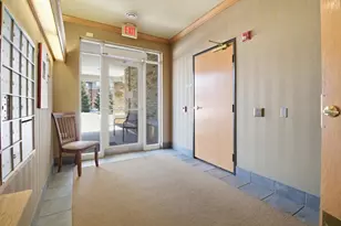 7710 S 51st St, Franklin, WI 53132 - Photo 21