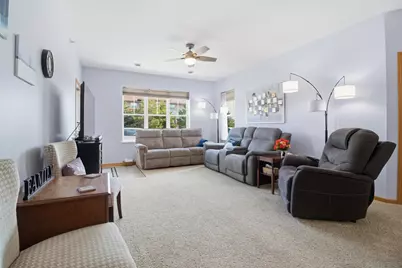 7710 S 51st St #105, Franklin, WI 53132 - Photo 17