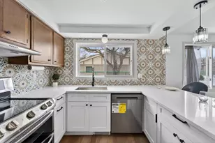 1334 Timmie Dr, Racine, WI 53406 - Photo 7