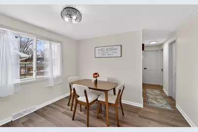 1344  Timmie Dr, Racine, WI 53406 - Photo 9