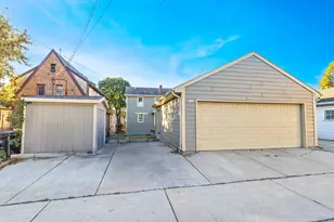 8324 Gridley Ave, Wauwatosa, WI 53213 - Photo 27