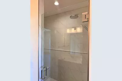 109  Olde Howell Ct, Waukesha, WI 53186 - Photo 13