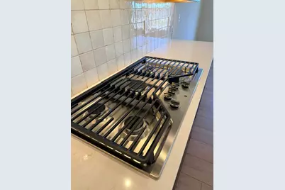 109  Olde Howell Ct, Waukesha, WI 53186 - Photo 9