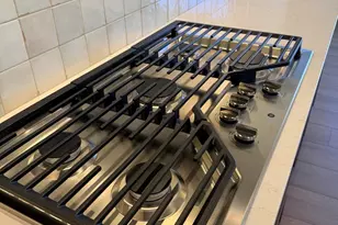 109 Olde Howell Ct, Waukesha, WI 53186 - Photo 9