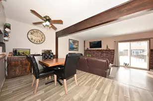 W167N11563 Westminster Ct, Germantown, WI 53022 - Photo 3