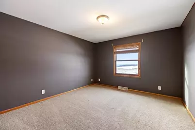 W1660  Maplewood Ln, Belvidere, WI 54610 - Photo 35