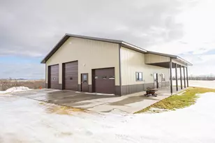 W1660 Maplewood Ln, Belvidere, WI 54610 - Photo 49