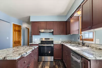 S96W12833  Walter Hagen Dr, Muskego, WI 53150 - Photo 13