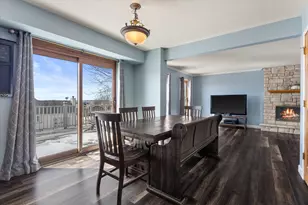 S96W12833 Walter Hagen Dr, Muskego, WI 53150 - Photo 9