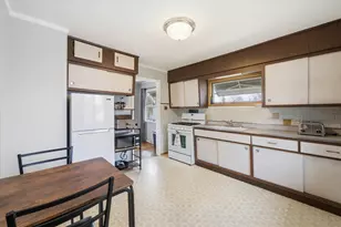 511 Grove St, Mayville, WI 53050 - Photo 7