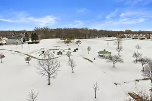 2900 E Honeysuckle Dr, Oak Creek, WI 53154 - Photo 57