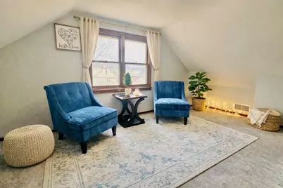 2181 S 91st St, West Allis, WI 53227 - Photo 15