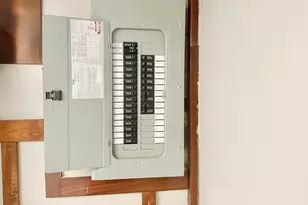 2181 S 91st St, West Allis, WI 53227 - Photo 21