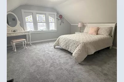 2181 S 91st St, West Allis, WI 53227 - Photo 17