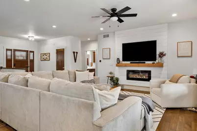 1703  Bridger Dr, Holmen, WI 54636 - Photo 5