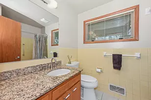 601 Kentucky St, Racine, WI 53405 - Photo 7