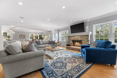 5050 N Lake Dr, Whitefish Bay, WI 53217 - Photo 27