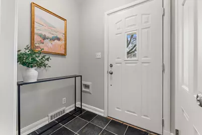 5050 N Lake Dr, Whitefish Bay, WI 53217 - Photo 5