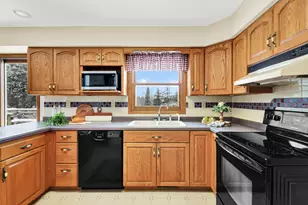 4292 Pleasant Hollow Rd, Jackson, WI 53037 - Photo 7