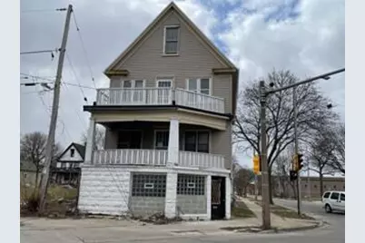2475 W Hopkins St, Milwaukee, WI 53206 - Photo 1