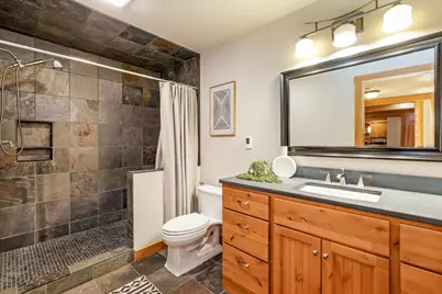 1239  Canary Ln, Grafton, WI 53024 - Photo 13