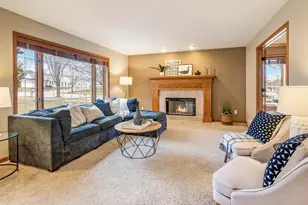 1239 Canary Ln, Grafton, WI 53024 - Photo 5