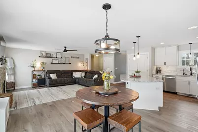 307  Scuppernong Cir, Dousman, WI 53118 - Photo 13