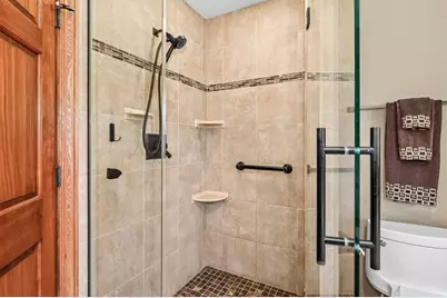 293  Westfield Way, Pewaukee, WI 53072 - Photo 23