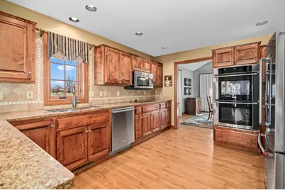 293  Westfield Way, Pewaukee, WI 53072 - Photo 13