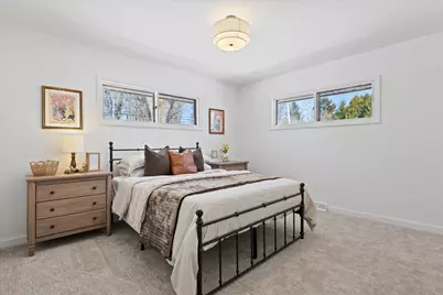 831 W Riverview Dr, Glendale, WI 53209 - Photo 19