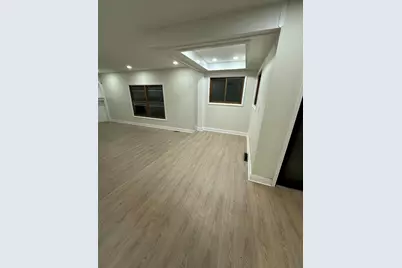 680  Forest Grove Ln, Brookfield, WI 53005 - Photo 11