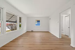 6726 W Silver Spring Dr, Milwaukee, WI 53218 - Photo 7