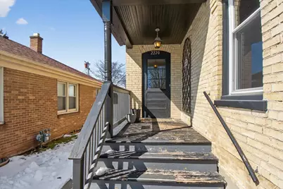 2220  Green St, Racine, WI 53402 - Photo 7