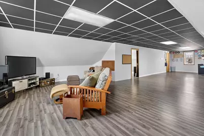 2220  Green St, Racine, WI 53402 - Photo 35