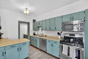 2220 Green St, Racine, WI 53402 - Photo 19