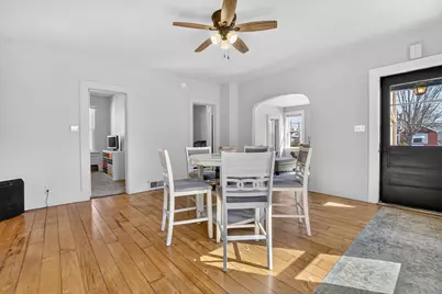 2220  Green St, Racine, WI 53402 - Photo 9