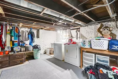 2220  Green St, Racine, WI 53402 - Photo 37