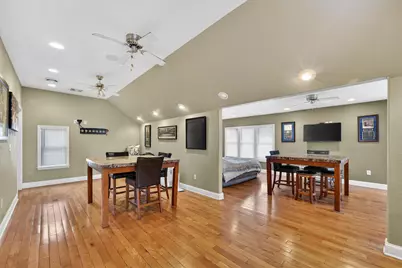 6317 W Bluemound Rd, Milwaukee, WI 53213 - Photo 23