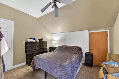 6317 W Bluemound Rd, Milwaukee, WI 53213 - Photo 27