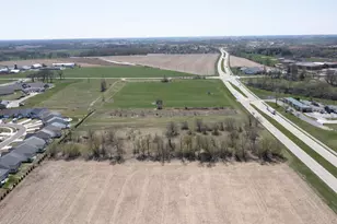 1103 S Edwards Blvd, Lake Geneva, WI 53147 - Photo 1