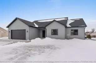 903 S 2nd St, Cedar Grove, WI 53013 - Photo 31