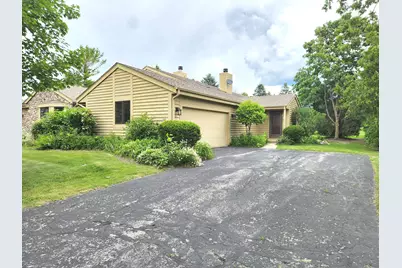 N80W13596  River Park Dr #16/3/E, Menomonee Falls, WI 53051 - Photo 35