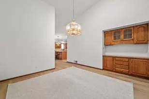 N80W13596 River Park Dr, Menomonee Falls, WI 53051 - Photo 15