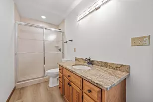 N80W13596 River Park Dr, Menomonee Falls, WI 53051 - Photo 15