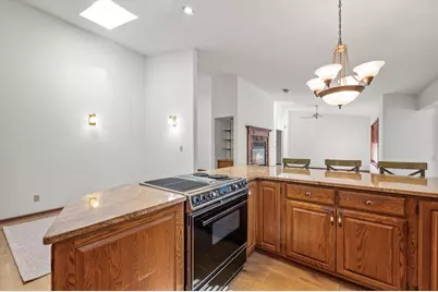 N80W13596  River Park Dr #16/3/E, Menomonee Falls, WI 53051 - Photo 11