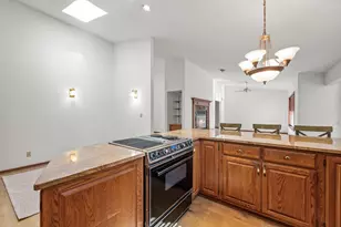 N80W13596 River Park Dr, Menomonee Falls, WI 53051 - Photo 11
